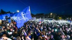 Slováci opäť vyšli do ulíc. Pred parlamentom protestovali tisíce ľudí