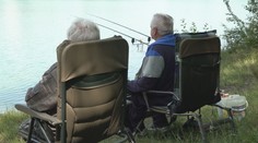 Rybačka sa zmenila na zúrivú hádku, po vyhrážkach zabitím padol aj výstrel. Obvinený rybár sa postavil pred sudcu