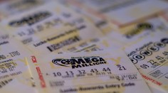 Padol jeden z najvyšších jackpotov v histórii. Svet má nového miliardára