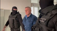 Černáka priviezli do Pezinka. Odmietol vypovedať na súde s Lališom