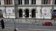 Nezvyčajná prekážka: Zatúlaná ovca zastavila dopravu v centre Plzne