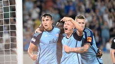 Bez drámy to nejde. Slovan si školáckou chybou pokazil náskok do odvety, Aris však zdolal