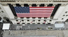 USA schválili historicky najväčší záchranný balík pre tamojšiu ekonomiku