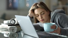 Pracujete od nevidím do nevidím? Nadmerný čas strávený prácou môže ovplyvniť štruktúru mozgu