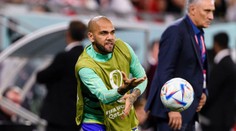 Legendárneho futbalistu zadržala polícia. Obvinenie zo sexuálneho napadnutia poprel