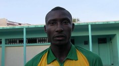 FAF zrušila víkendové zápasy pre úmrtie Ebosseho, jeho klub chce vylúčiť