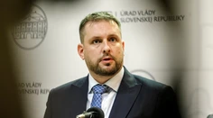 SNS nepodporí odvolanie ministra Šaška. Podľa Andreja Danka sa ho však bude pýtať na niektoré témy
