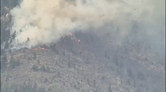 VIDEO: V Tatrách vypukol požiar. Hasiči zasahujú v ťažko dostupnom teréne, posielajú aj vrtuľník rezortu obrany