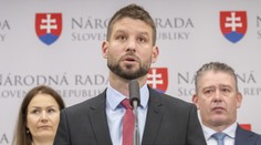 Opozícia burcuje ľudí do ulíc. Pred Úradom vlády SR chystá protest