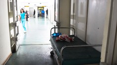 Štyroch zranených pri požiari v košickej nemocnici budú liečiť v hyperbarickej komore