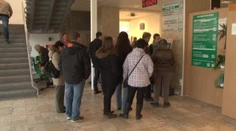 Klientské centrá po celom Slovensku dopoludnia skolabovali