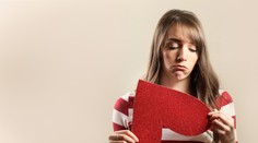 Sedem signálov, že vás chce nechať práve na Valentína