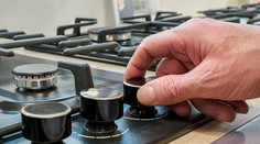 Pozor na falošných plynárov. V slovenskej obci chodia po domoch a pýtajú si 120 eur