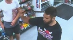 Muža bili dovtedy, kým sa mu tyč nezasekla v hlave