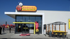 Biedronka mieri do Bratislavy. Ponúka platy nad 2000 eur