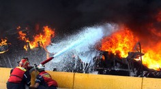 Najmenej 16 ľudí zahynulo pri hromadnej havárii na diaľnici vo Venezuele