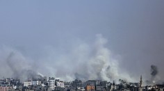 Izraelské tanky zasiahli nemocnicu, zranení sú lekári i záchranári