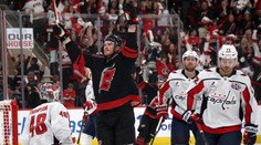 VIDEO: Washington bez Fehérváryho si ani neškrtol. Carolina spustila hurikán, úradovala aj z nemožných uhlov