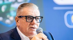 Megaškandál Slovenského futbalového zväzu: Kováčik mal ručiť za nákupy desiatok tisíc telefónov