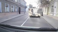 Moskva testuje nervy NATO. Pri hraniciach Poľska sa objavilo tajomné bojové vozidlo ruskej armády