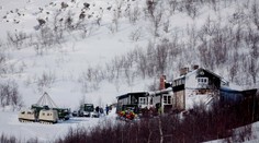 V populárnej švédskej chate zúri neznáme ochorenie. Evakuovať museli celé okolie