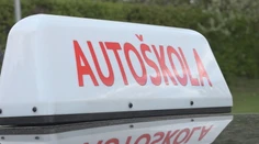 Autoškoly čoskoro čaká zmena. Niektorí žiaci sa v nej za volant nemusia dostať