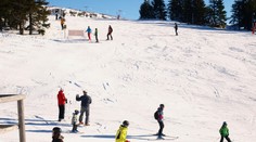 Rakúsko zaznamenalo rekordný nárast infikovaných, kancelár Kurz napriek tomu sľubuje bezpečnú lyžovačku