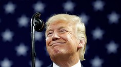 Šestnásť amerických štátov zažalovalo Trumpovo vyhlásenie stavu núdze