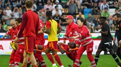 Šok v Taliansku. Rimania nedohrali ligový duel, obranca skolaboval priamo na trávniku