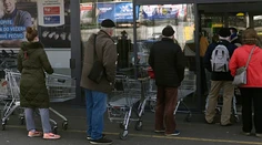 SÚHRN DŇA: Odborníci povolili rýchlejšie otváranie. Krčméry však varuje pred jednou vecou
