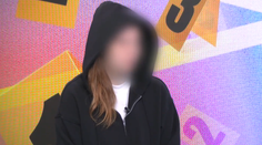 Moniku začal v 12 rokoch sexuálne zneužívať kňaz. Ten tvrdí, že chcel experimentovať