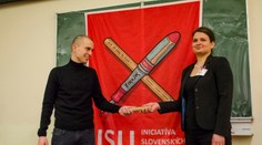 Časť vysokoškolských pedagógov dnes vstúpila do štrajku