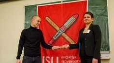 Časť vysokoškolských pedagógov dnes vstúpila do štrajku