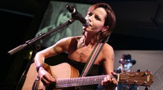 Najhoršie sa potvrdilo: Zverejnili príčinu úmrtia hviezdy z Cranberries