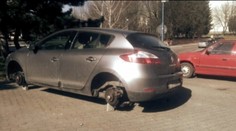 Pri parkovaní v Dubnici nespúšťajte oči z vášho auta. Zostane vám z neho toto