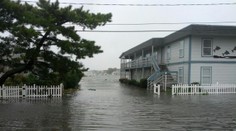 Hurikán Joaquin má v USA prvé obete