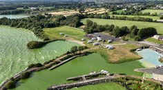 Jazero s pitnou vodou sa zmenilo na hniezdo patogénov. Našli v ňom gény superodolných baktérií