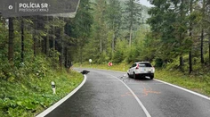 Tragické ráno. V Tatrách vyhasol život motorkára, cesta bola uzavretá niekoľko hodín