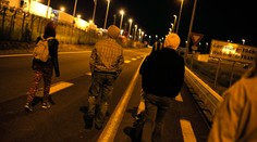 V snahe zastaviť migrantov zaplavili pozemky pri eurotuneli