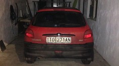 Našli auto exmanžela, ktorý mal uniesť matku jeho detí z Hlohovca