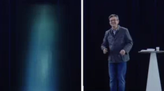 VIDEO: Politik sa vďaka hologramovej technológii objavil na dvoch mítingoch súčasne