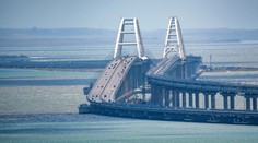 Zničiť Krymský most je pre Ukrajinu tvrdý oriešok. Existujú dva spôsoby, ako to urobiť, tvrdí analytik