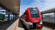 Vlaky cez víkend spomalia. Pre horúčavy môžu meškať aj desiatky minút