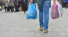 Národniari vyhlásili vojnu supermarketom. Doplatiť však na to môže zákazník