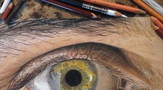 Fotografia alebo kresba? Umelec, pri ktorom to nerozoznáte