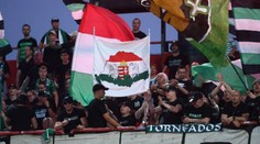 Fanúšikovia maďarského klubu sa postarali o škandál v Európskej lige. Reakcia súpera prišla okamžite