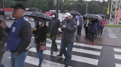 Odborári v Žiline opäť blokovali dôležitú križovatku. Vodiči v kolóne z toho neboli nadšení