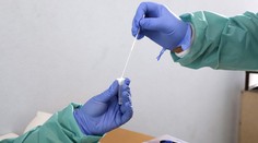 Britskí vedci odhalili ďalší variant covidu. Nesie v sebe brazílsku aj juhoafrickú mutáciu