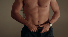 Toto telo privádza ženy do rozpakov. Uvidíte ho na našej obrazovke