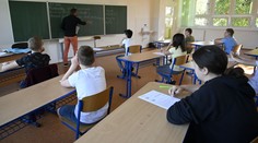 Budú deti prechádzať cez detektor kovov? Štát plánuje v školách prekopať bezpečnostné opatrenia